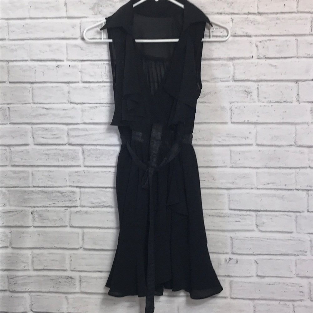 Black Wrap Sleeveless Collar Dress